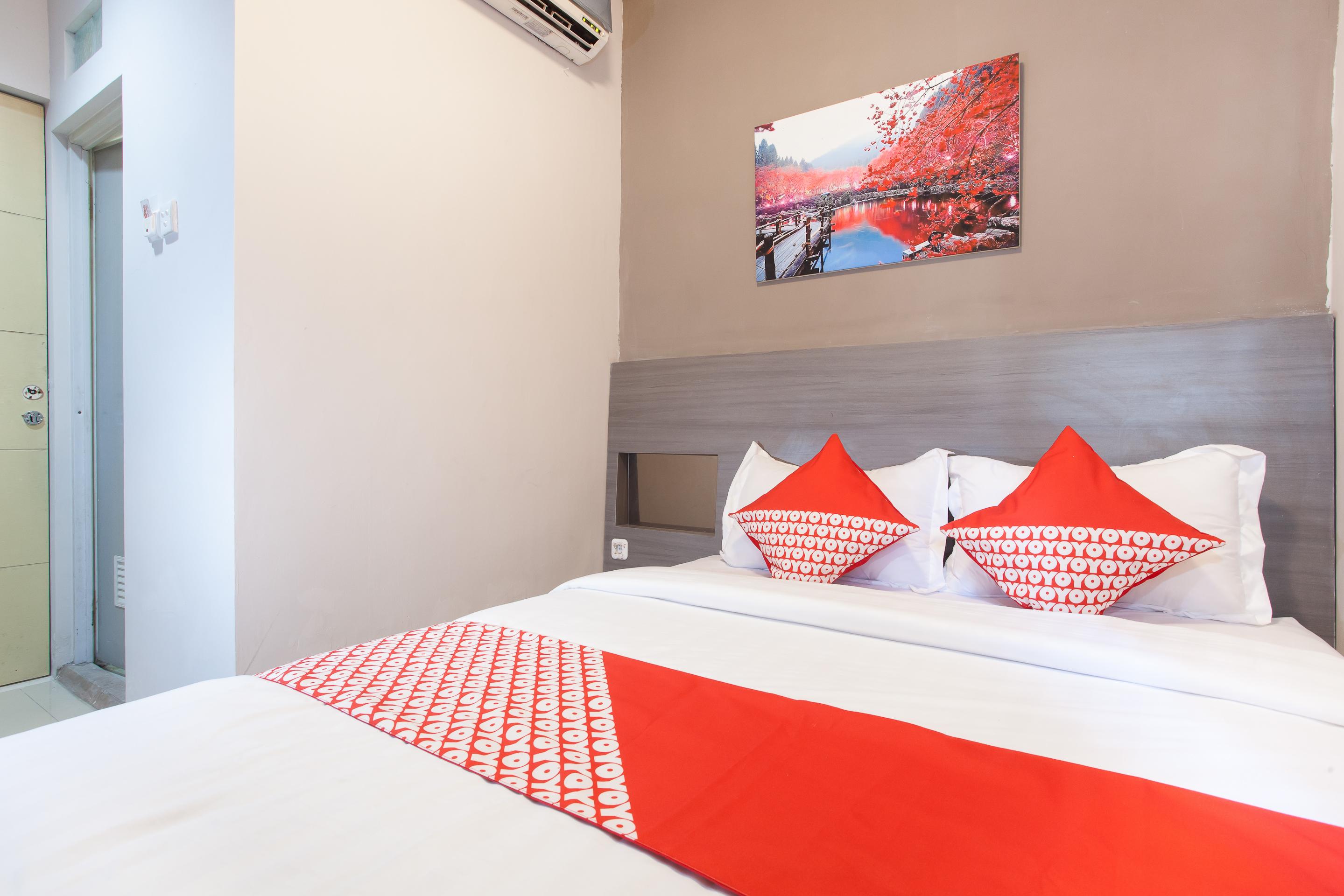 We Stay Residence Redpartner Surabaya Exterior photo