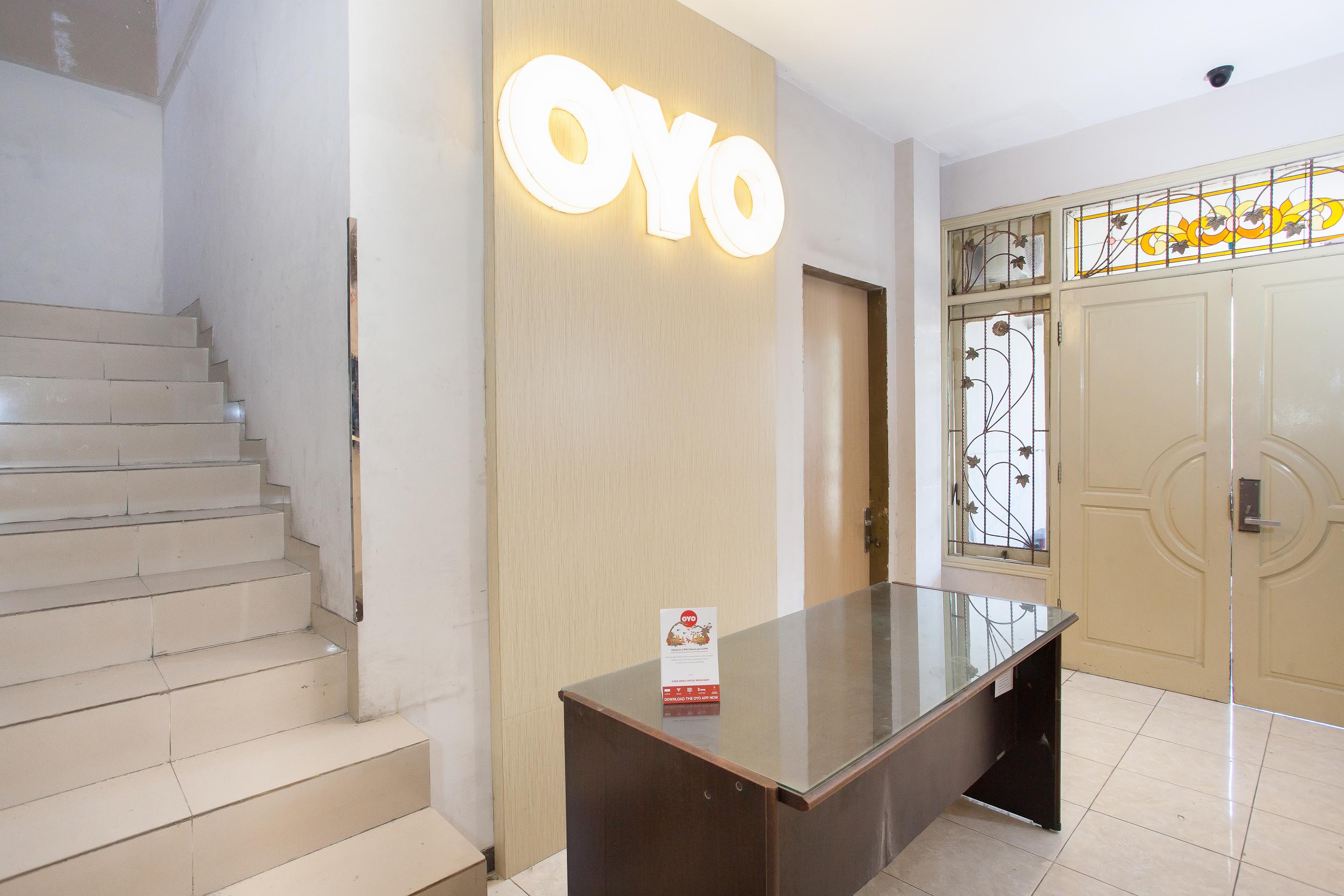 We Stay Residence Redpartner Surabaya Exterior photo
