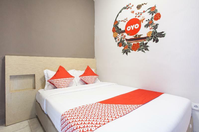 We Stay Residence Redpartner Surabaya Exterior photo